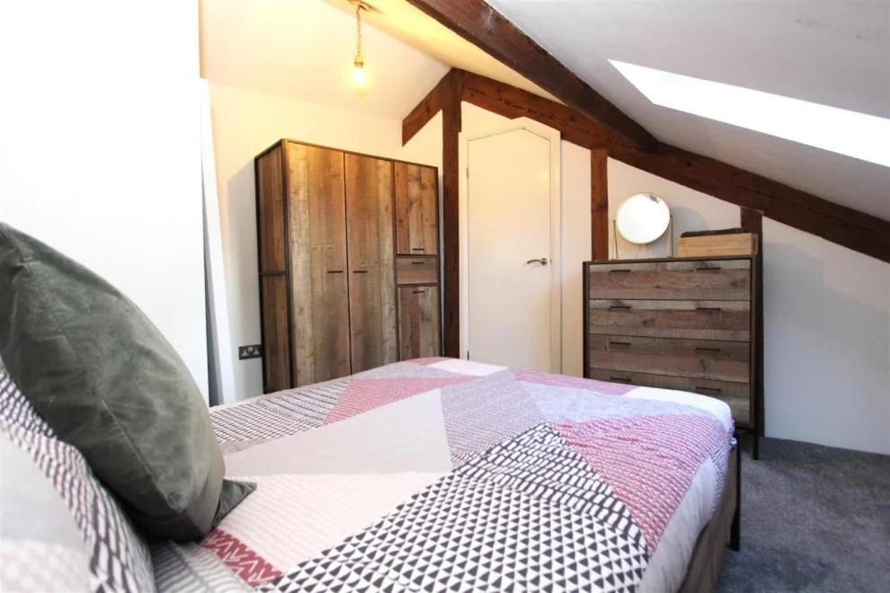 Large New-York Style Penthouse Apartment In Leeds City Centre With Contactless Check In Esterno foto